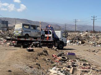 Municipalidad de Antofagasta refuerza fiscalizaciones a fleteros para erradicar quemas en el sector norte de la comuna