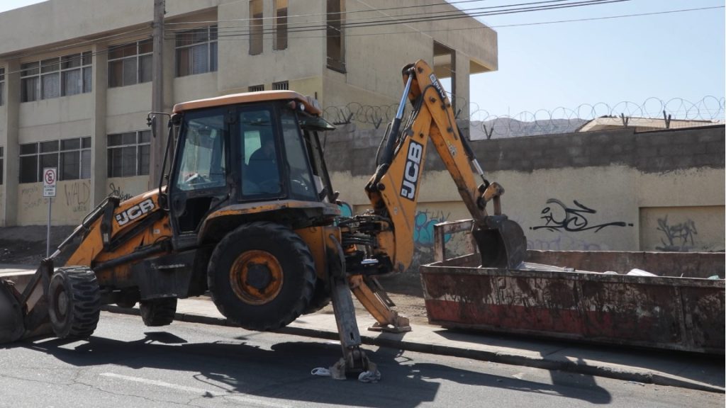 Antofagasta: Nuevo operativo de aseo en Villa Punta Angamos contó con importante apoyo de vecinos