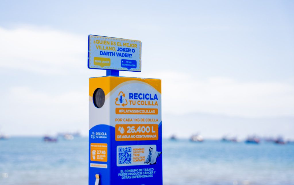 Nuevos colilleros refuerzan el cuidado del borde costero en Mejillones Nuevos colilleros refuerzan el cuidado del borde costero en Mejillones