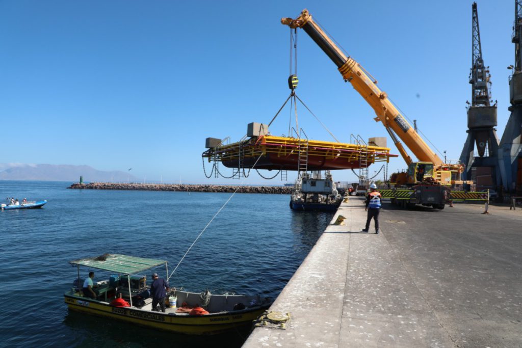 Regresa histórica balsa al Balneario Municipal de Antofagasta tras cinco años de abandono Regresa histórica balsa al Balneario Municipal de Antofagasta tras cinco años de abandono