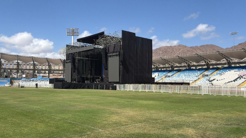 Cuenta regresiva para Festival de Antofagasta: Carabineros y Seremi de Salud destacan avances en inspección Cuenta regresiva para Festival de Antofagasta: Carabineros y Seremi de Salud destacan avances en inspección