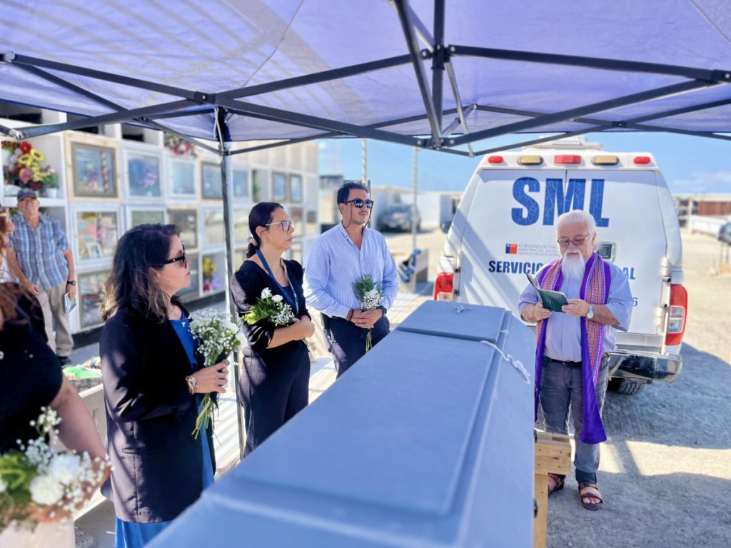 SML Antofagasta realiza ceremonia ecuménica para dar sepultura digna a personas no identificadas en Mejillones