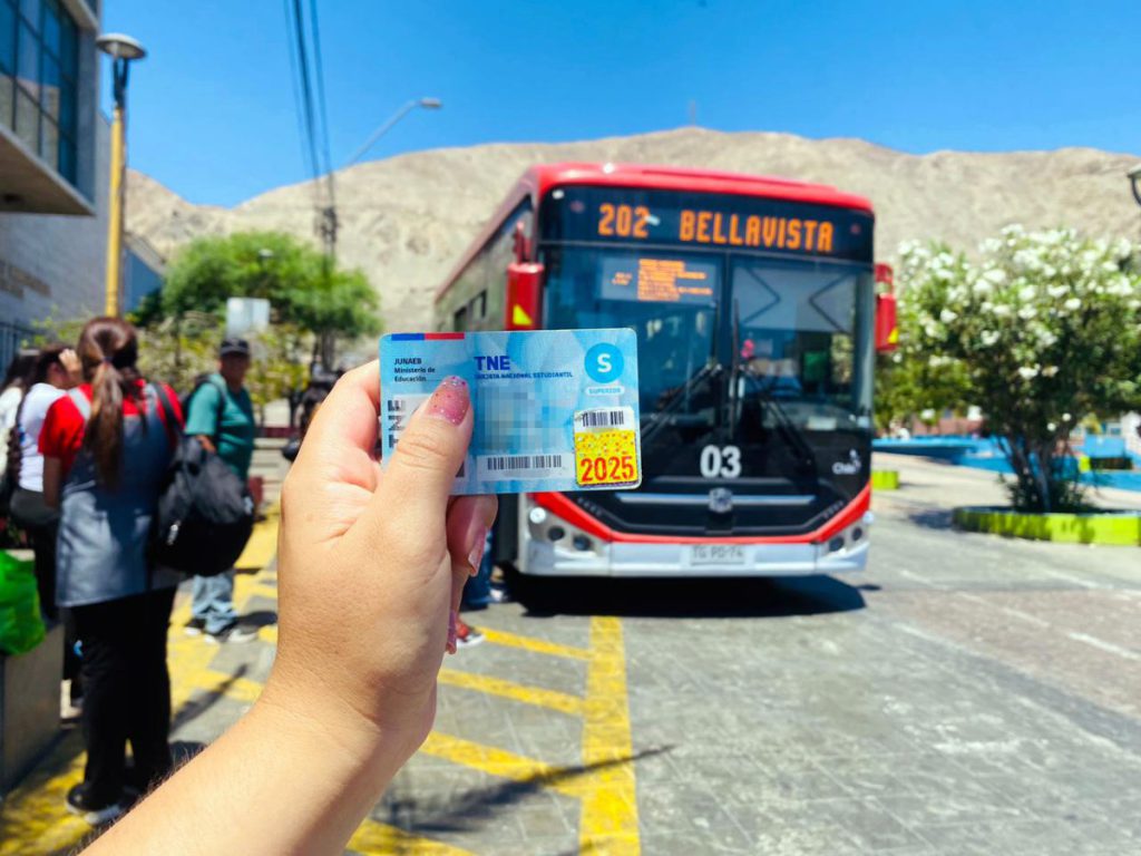 Más de 2.500 estudiantes gestionan su TNE en Antofagasta ante llegada del pago electrónico al transporte público