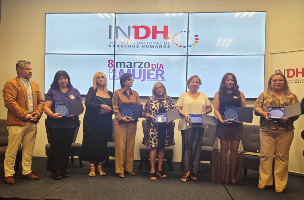 INDH de Antofagasta realizó conversatorio por el 8M en que abordó brechas que afectan los derechos de las mujeres de la región