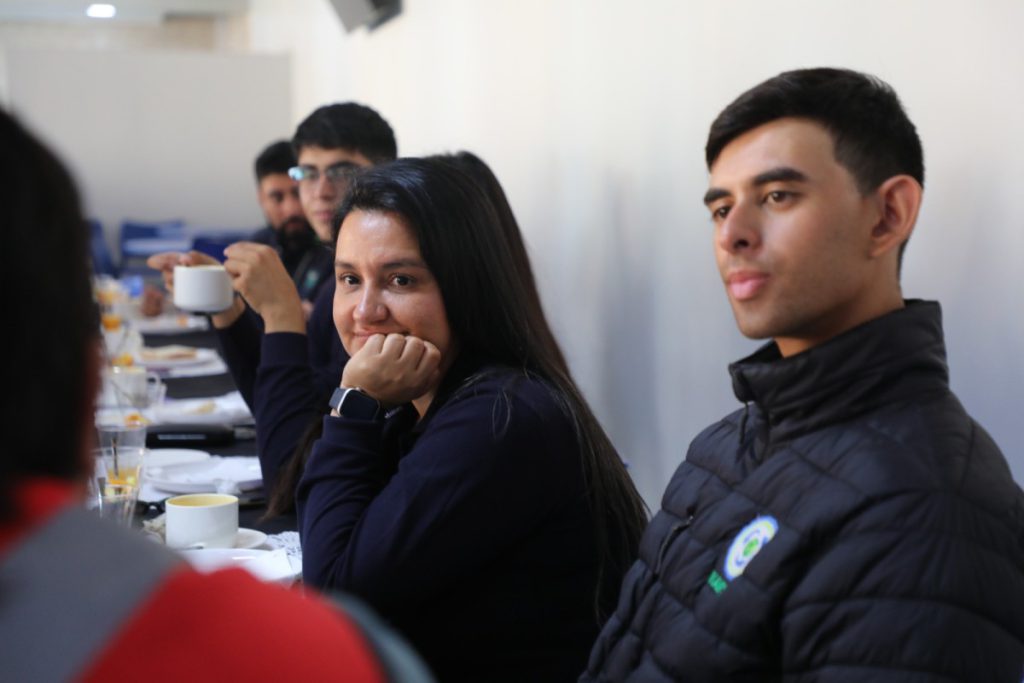 Municipalidad de Antofagasta y Resimple destacan labor de recicladores que trabajan en la ciudad Municipalidad de Antofagasta y Resimple destacan labor de recicladores que trabajan en la ciudad