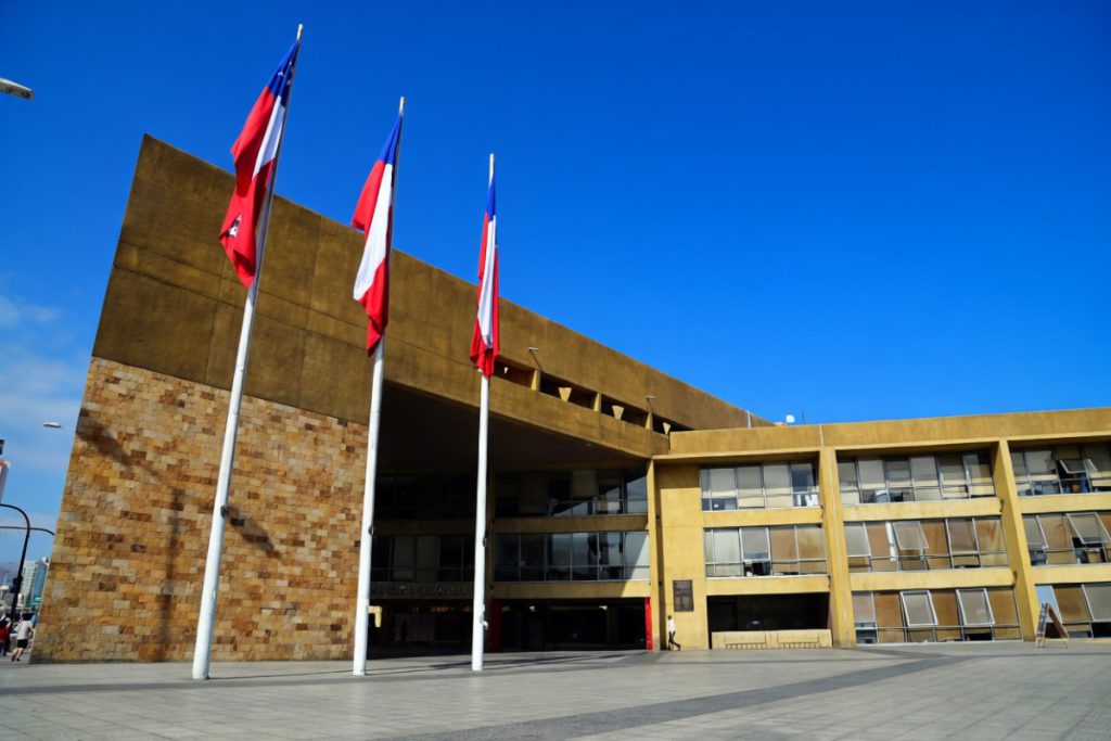 Antofagasta, San Pedro y Sierra Gorda figuran en informe de Contraloría por alto gasto en celebraciones