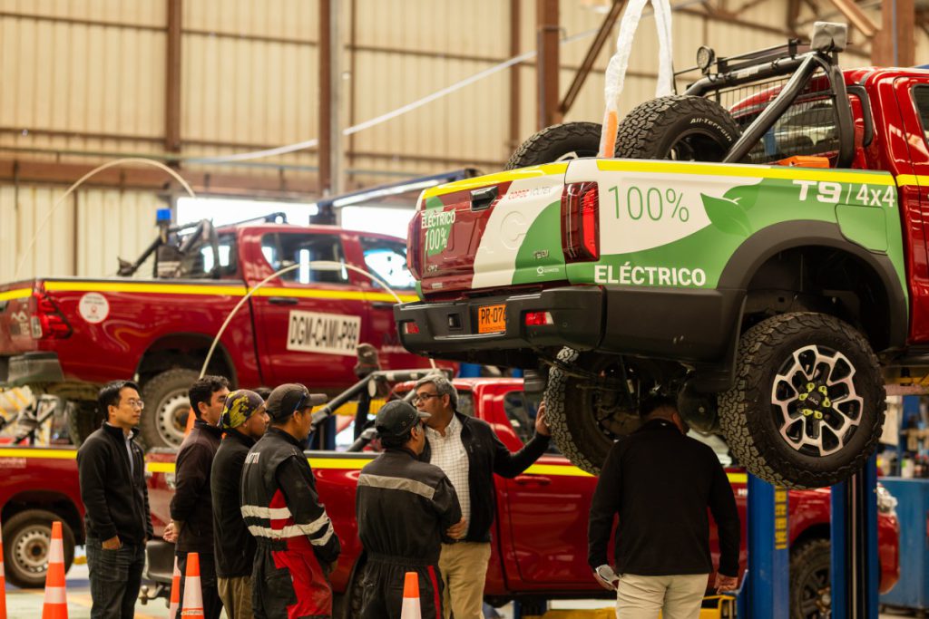 Camioneta JAC T9 eléctrica concluye exitosas pruebas en Minera Centinela de AMSA