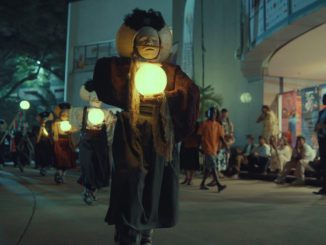 La Huella Teatro giró por África con su espectáculo “Ckuri, Limpiadores de Pueblos”