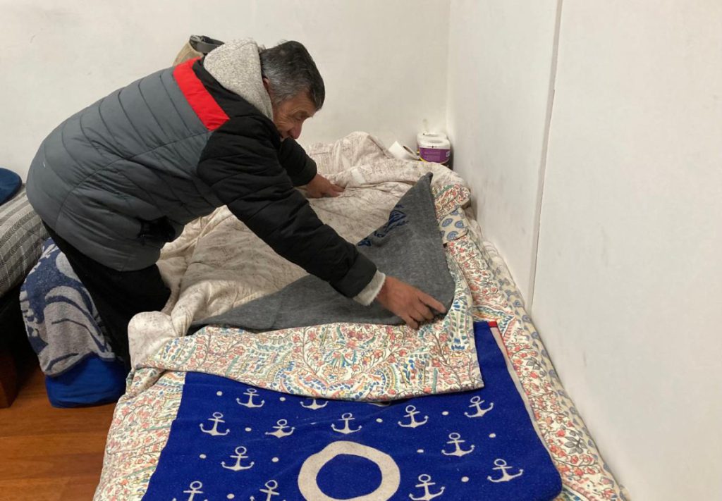 Bajo cero y cientos de personas en la calle: activan plan de emergencia para enfrentar el duro invierno en la Región de Antofagasta Bajo cero y cientos de personas en la calle: activan plan de emergencia para enfrentar el duro invierno en la Región de Antofagasta
