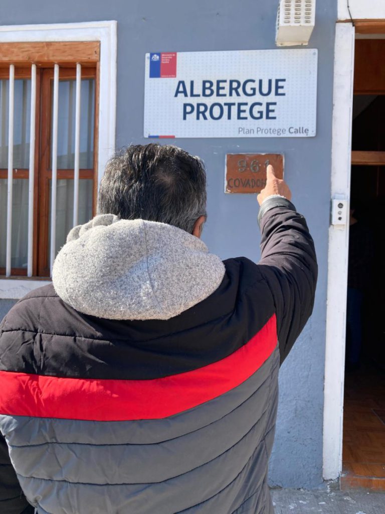 Bajo cero y cientos de personas en la calle: activan plan de emergencia para enfrentar el duro invierno en la Región de Antofagasta Bajo cero y cientos de personas en la calle: activan plan de emergencia para enfrentar el duro invierno en la Región de Antofagasta