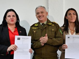 Ministerios de Educaci&oacute;n y Seguridad, junto a Carabineros, firman convenio que permitir&aacute; reforzar seguridad en los colegios