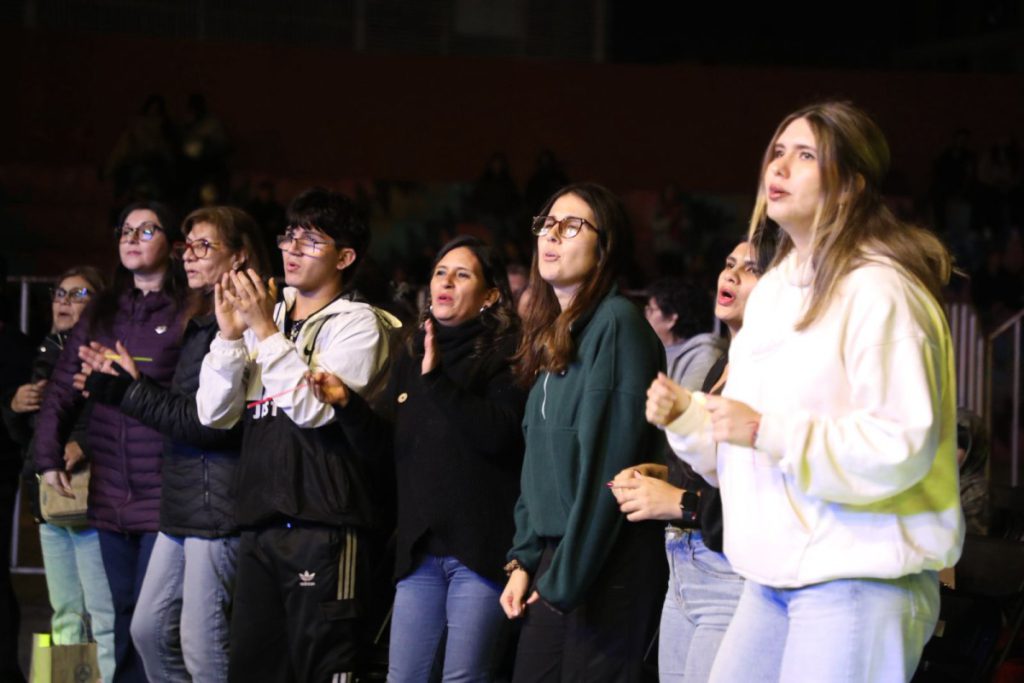 Municipio de Antofagasta celebró el Día de la Madre con música, entretención y emprendedoras locales Municipio de Antofagasta celebró el Día de la Madre con música, entretención y emprendedoras locales