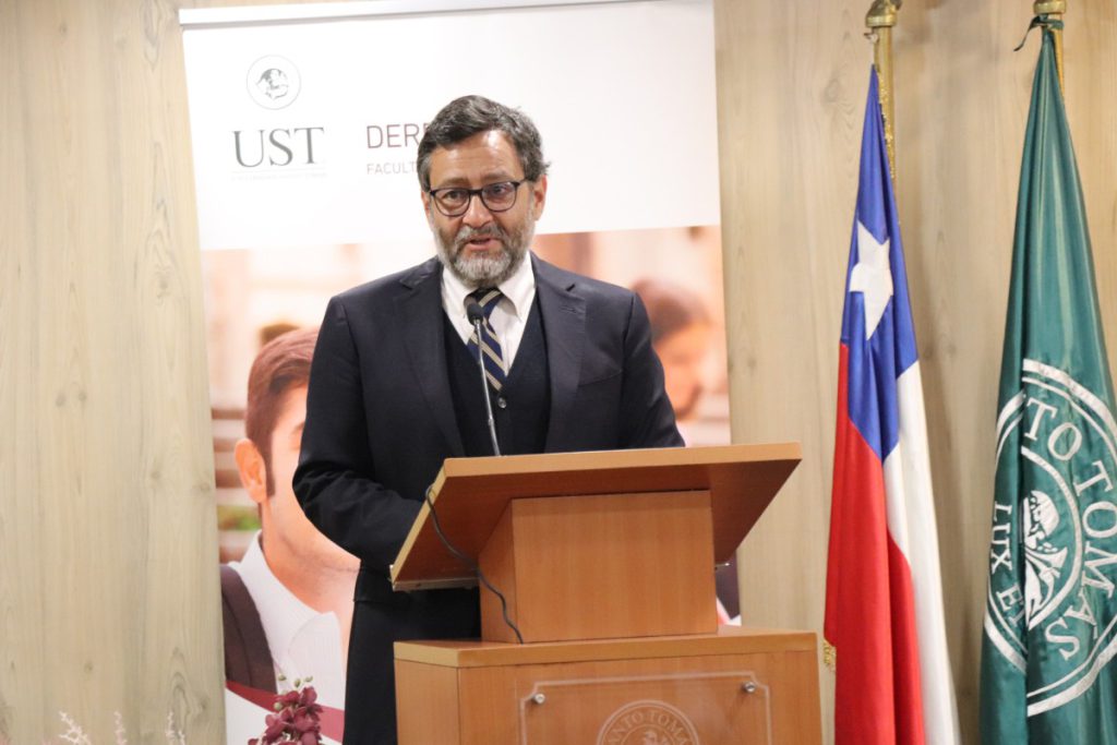 Personas mayores participaron en inédito encuentro de clínicas jurídicas en Antofagasta Personas mayores participaron en inédito encuentro de clínicas jurídicas en Antofagasta