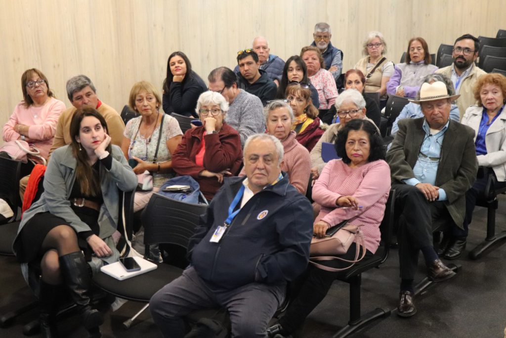 Personas mayores participaron en inédito encuentro de clínicas jurídicas en Antofagasta Personas mayores participaron en inédito encuentro de clínicas jurídicas en Antofagasta