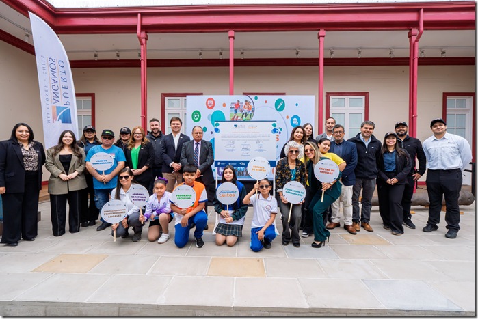 Puerto Angamos Lanzamiento Creciendo Juntos 2