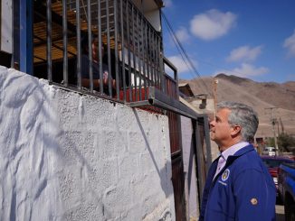 El colmo: Municipio de Antofagasta vuelve a multar a persona captada botando basura en avenida Padre Alberto Hurtado