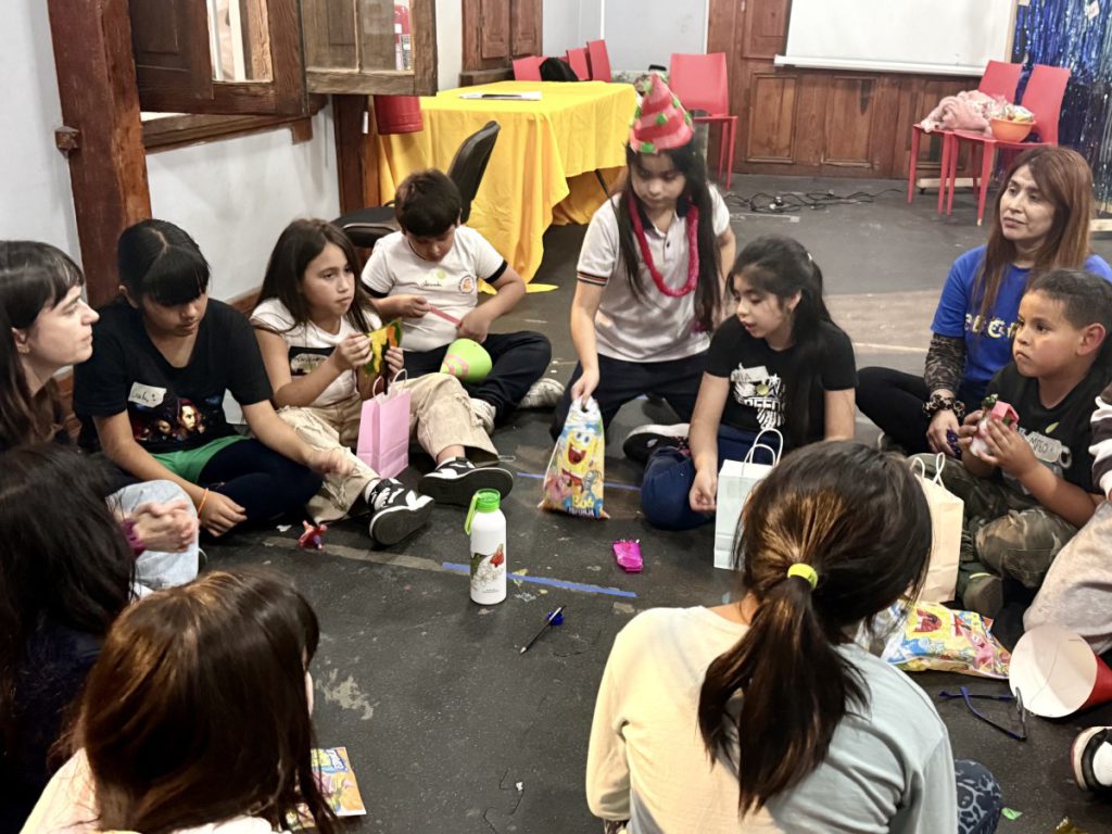 Niñas, niños y adolescentes participaron en la primera “Escucha Creativa 2026” de Cecrea Antofagasta