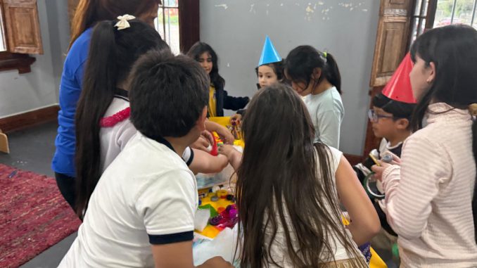 Niñas, niños y adolescentes participaron en la primera “Escucha Creativa 2026” de Cecrea Antofagasta