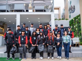 M&aacute;s de 100 estudiantes del Liceo Industrial de Antofagasta y UCN visitan stand de Glencore en Exponor 2026