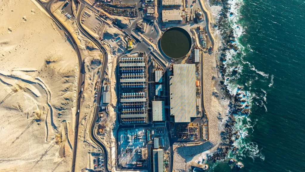 LA GRAN MINERÍA IMPULSA EL DESARROLLO SOSTENIBLE CON 127 NUEVAS INICIATIVAS EN SU PLATAFORMA SOCIAL Infografía o interfaz digital de la Plataforma Social del Consejo Minero mostrando proyectos de desarrollo sostenible.