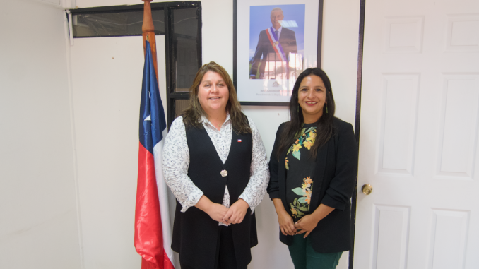 Autoridades regionales y locales de Tocopilla en la presentación del nuevo programa contra la violencia de género