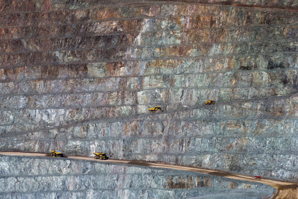 Sierra Gorda SCM anuncia próxima construcción de cuarta línea de molienda con millonaria inversión Sierra Gorda SCM anuncia próxima construcción de cuarta línea de molienda con millonaria inversión