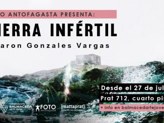 Obras fotográficas de la exposición Tierra Infértil que muestran la vida cotidiana en los campamentos de Antofagasta