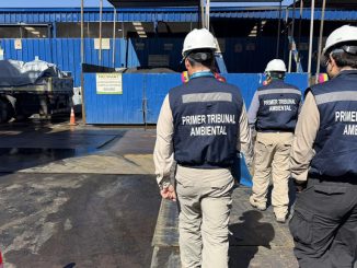 Fachada de la planta procesadora de residuos industriales RECIMAT en el parque industrial de Calama