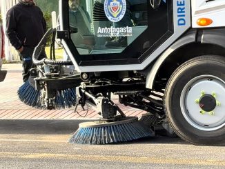 Antofagasta contar&aacute; con m&aacute;s m&aacute;quinas barredoras que operar&aacute;n en sector alto de la ciudad