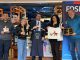 Artesanos locales exhibiendo sus productos en una feria ExpoFOSIS en Mall Parque Angamos