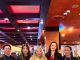 Ganadora celebrando un jackpot millonario en las instalaciones del Casino MDS Calama