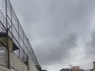 Autoridades de Justicia y Gendarmería informan sobre la nueva Ley Antipelotazos para reforzar la seguridad en cárceles.