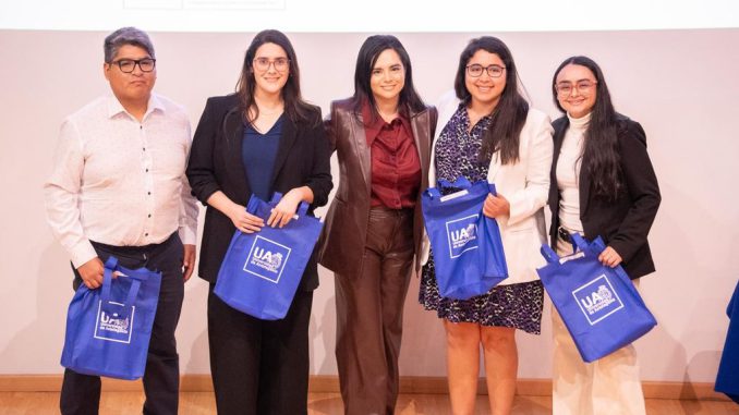 Ceremonia de inicio del año académico 2026 para médicos residentes en la Universidad de Antofagasta