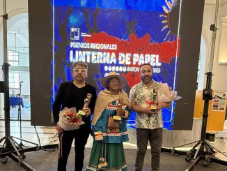 Ceremonia de premiación cultural en la región de Antofagasta para artistas y gestores locales