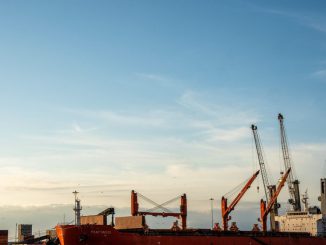 Vista panorámica de las instalaciones de Antofagasta Terminal Internacional operando con normalidad