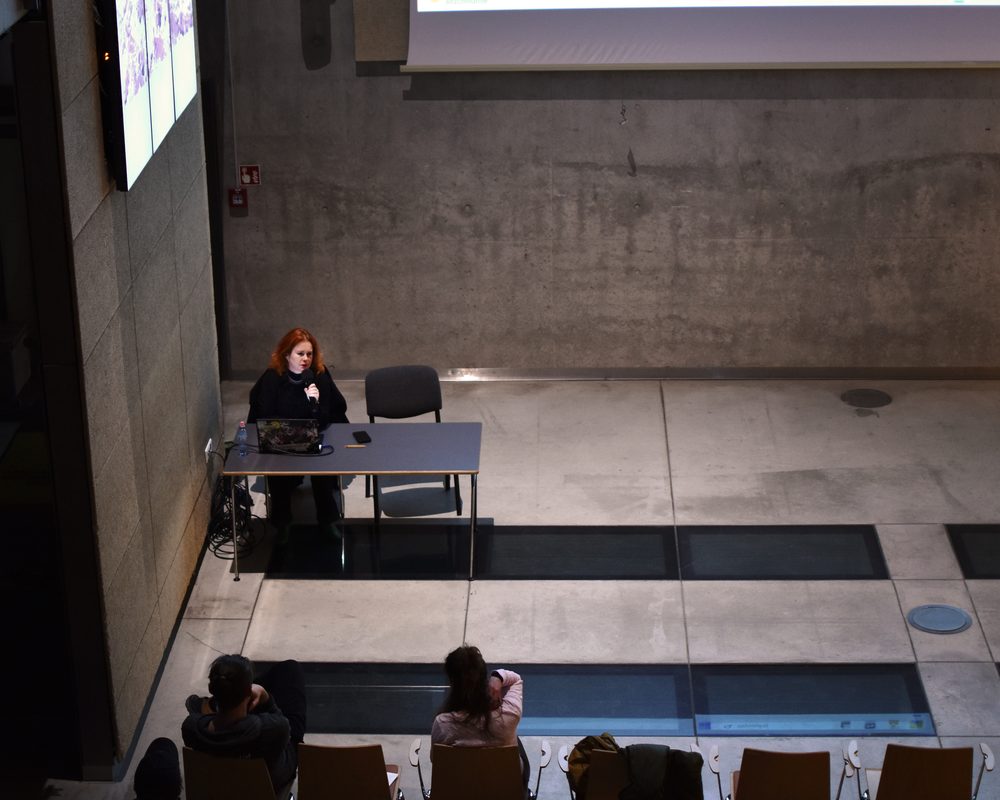 Dagmara Wyskiel directora de Bienal SACO en foro internacional de arte en España