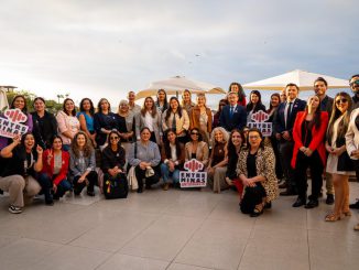 Mujeres líderes y emprendedoras del sector minero y energético en el lanzamiento del vodcast Entre Minas Antofagasta