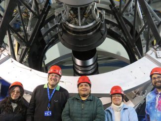 Estudiantes de astronomía de la Universidad de Antofagasta realizando una visita técnica en el Observatorio Paranal.