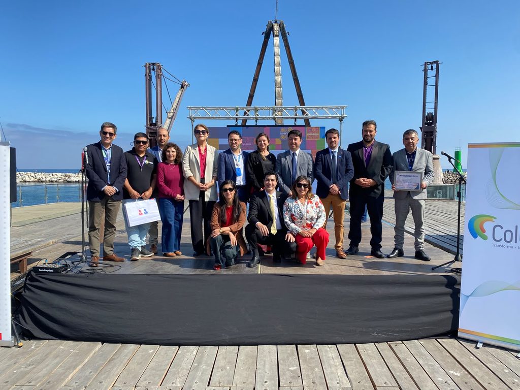 Stand y asistentes en EXPOTURISMO 2026 destacando la diversidad y gastronomia de la Region de Antofagasta