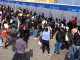 Jovenes postulando a puestos de trabajo en la Feria Laboral Empleo Joven OMIL 2026