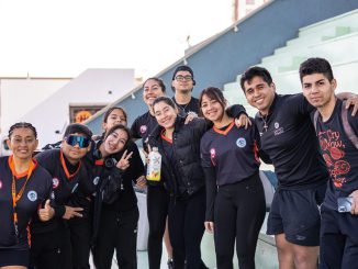 Participantes disfrutando de actividades deportivas inclusivas durante el festival FESTIDEI en Antofagasta