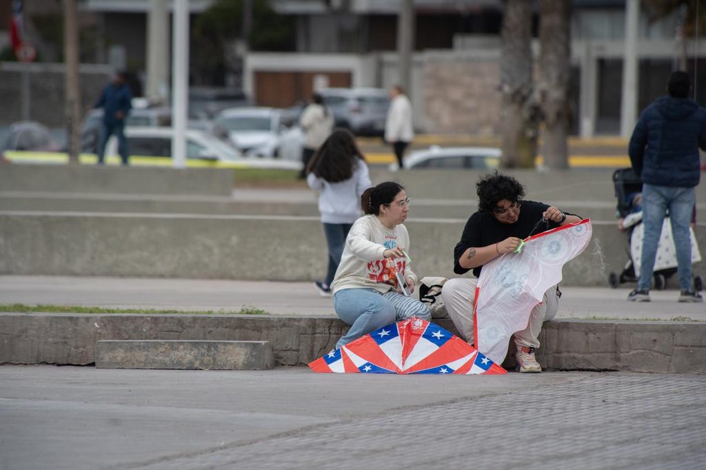 IDENTIDAD NORTINA: POR QUÉ LAS CELEBRACIONES DE FIESTAS PATRIAS SON DISTINTAS EN ANTOFAGASTA Celebraciones de Fiestas Patrias en el norte de Chile con bailes típicos y cultura local