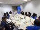 Jugadoras del equipo femenino de Club de Deporte Antofagasta junto al alcalde Sacha Razmilic tras recibir reconocimiento municipal