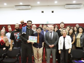 Portada del libro Los Volkis mostrando personajes ilustrados basados en rocas volcánicas en los Andes chilenos.
