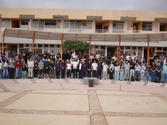Estudiantes participando en pruebas del Campeonato Escolar de Matemáticas en el campus de la Universidad de Antofagasta