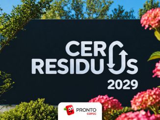 Tienda Pronto Copec y estación de servicio comprometidas con la sostenibilidad y el reciclaje.