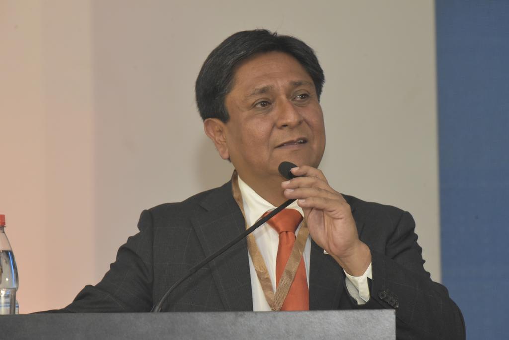 AIA LLAMA A TRANSFORMAR HISTÓRICA INVERSIÓN MINERA EN EMPLEO Y OPORTUNIDADES PARA PROVEEDORES REGIONALES Conferencia OCDE de Regiones y Ciudades Mineras en Antofagasta
