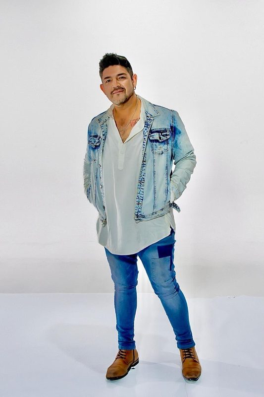 Presentación musical de Los Blue Splendor en evento para adultos mayores en Antofagasta