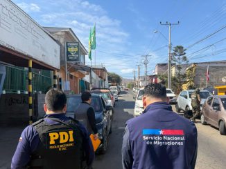 Operativo de fiscalización en talleres clandestinos de Antofagasta por parte de la PDI y autoridades