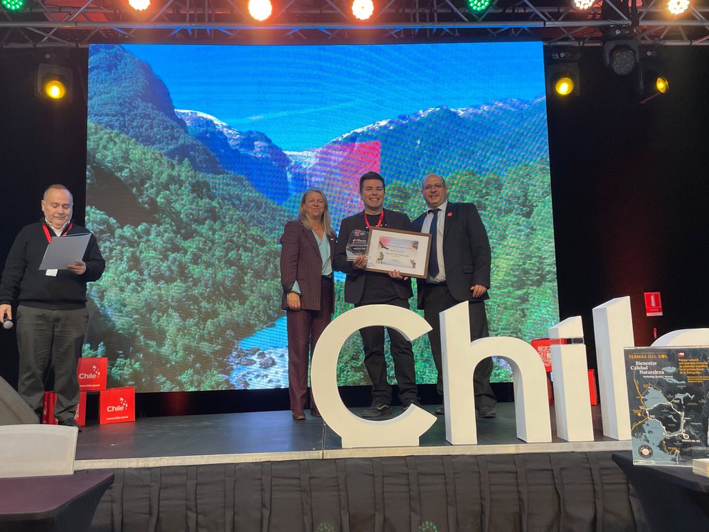 Empresas turisticas de la Región de Antofagasta participando en la Rueda de Negocios Nacional SERNATUR 2026